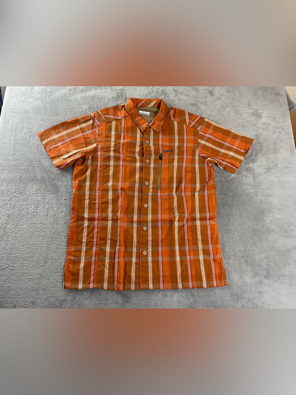 Columbia Vented Nylon Shirt Men’s M Button Up Short Sleeve Lightweight Outdoor